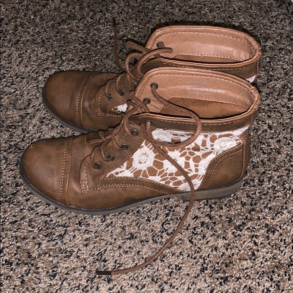 Brown and cream lace combat boots size 7.5